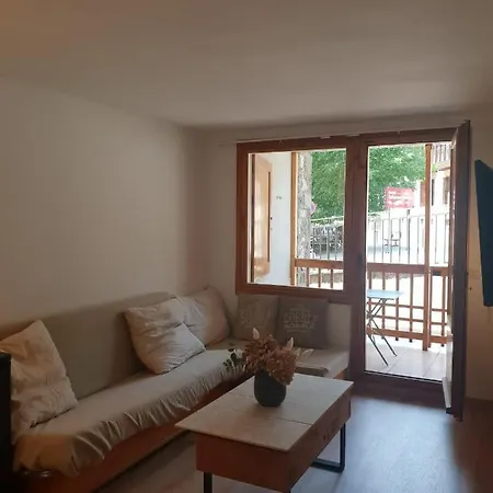 Mandilar Confort 아파트